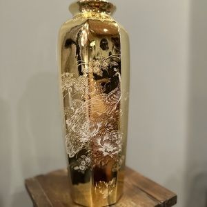 Japanese gold gilt Peacock Vase